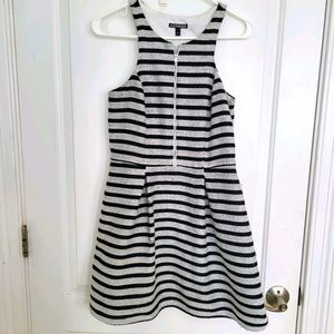 short dress with black and white stripes size 6